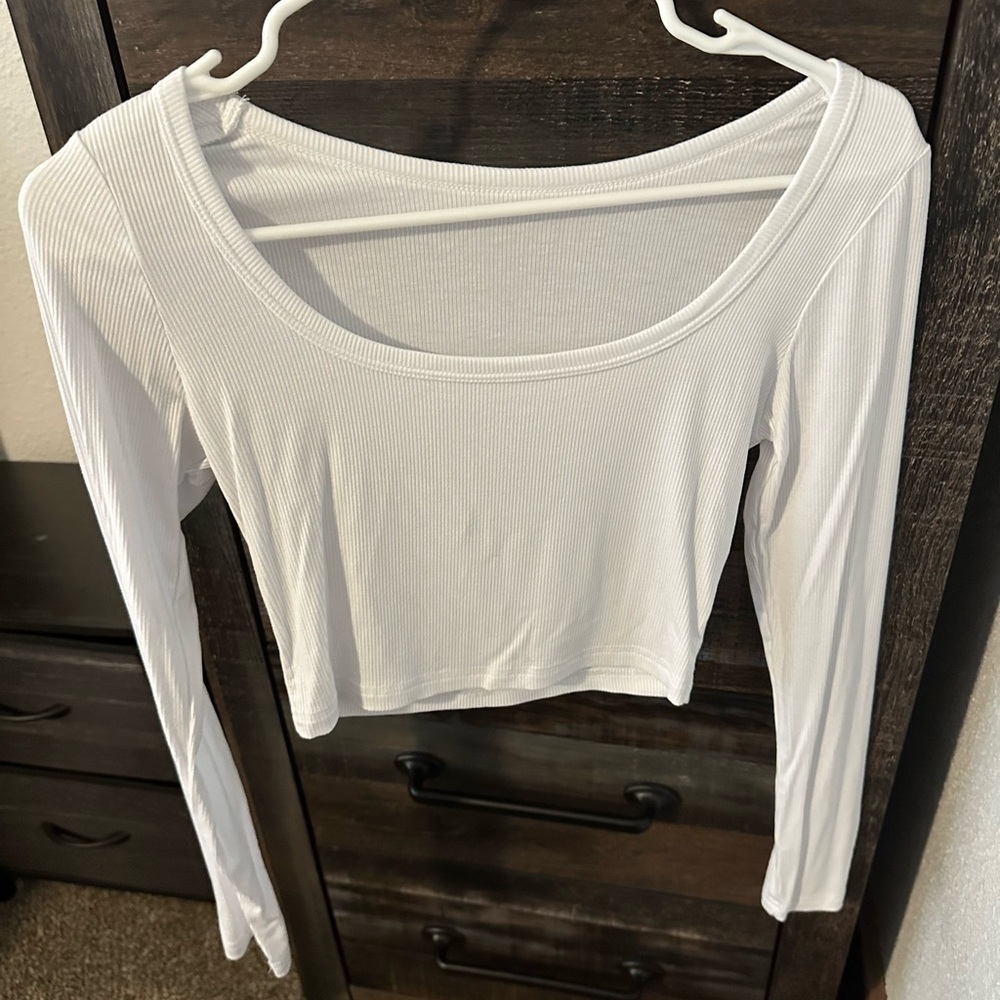 NWOT White Ribbed Long Sleeve Top